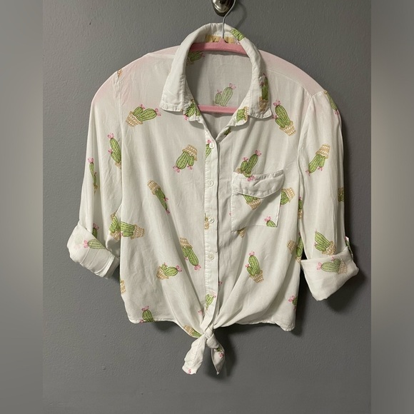 Love Notes Cactus Novelty Print Button Down Tie Front Shirt. Size Small - Picture 1 of 6